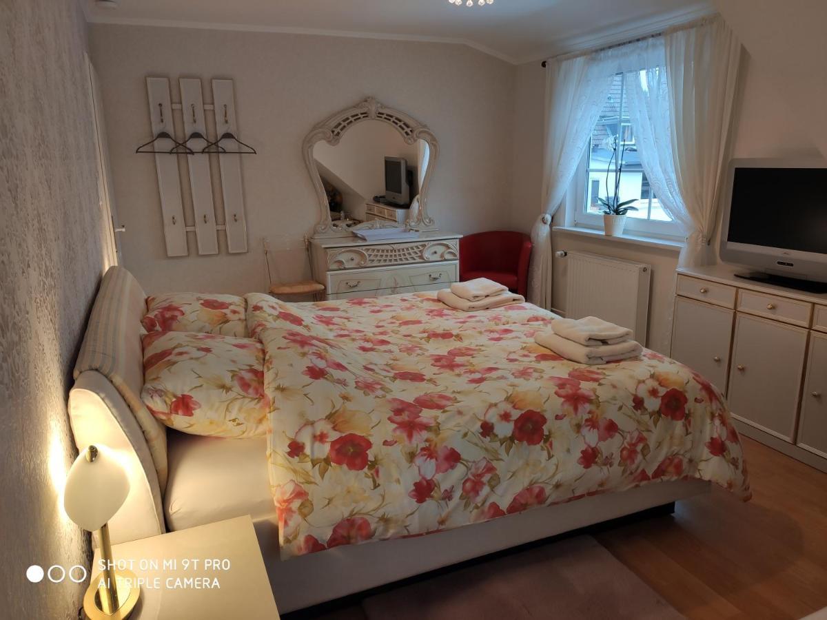 Blumen Apartment Hamburg Exterior photo